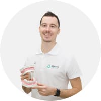 Ален Гафизов, врач-стоматолог